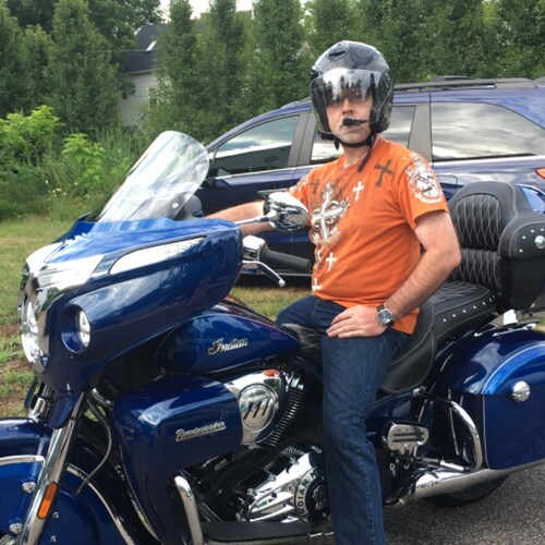 US Air Force Vet, Desert Storm. Protector of the Constitution. Supporter of the 2nd Amendment. Passion for cars and motorcycles.