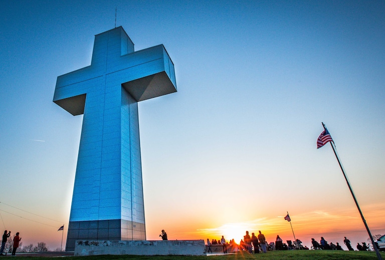 How Many Years Does Tribulation Last? 7?
How Many Years Between the 2017 and 2024 Total Solar Eclipses? 7?
What is at the Cross Over point of the two eclip