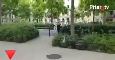 Humanity!! French police laying down their helmets in solidarity with French 'anti-vaccine passport'...