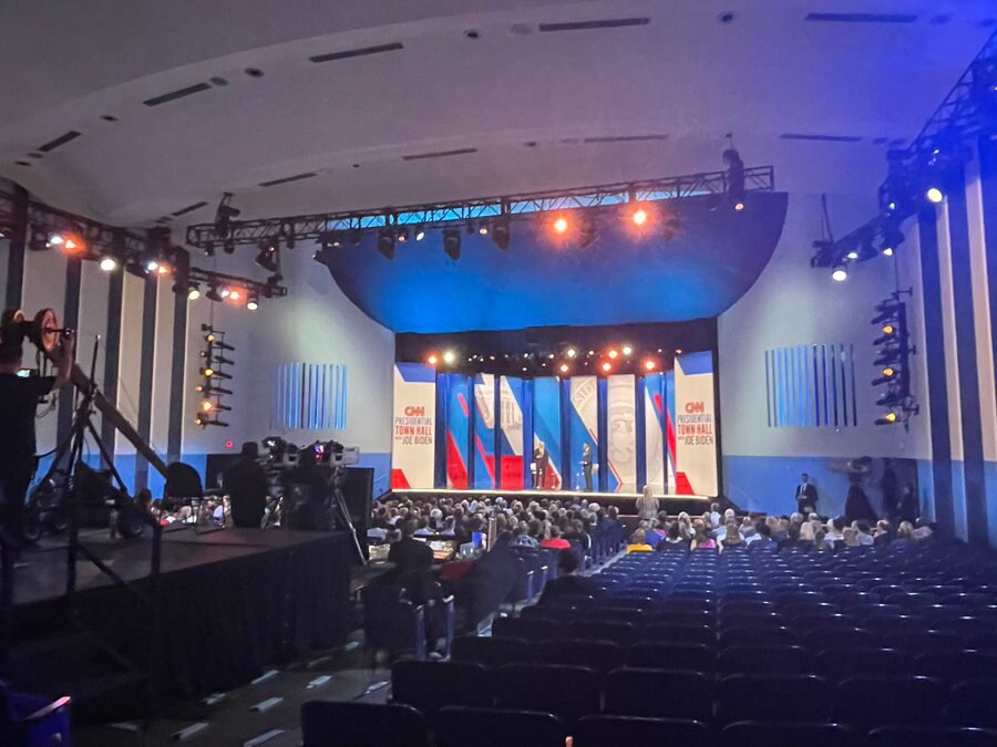 While CNN and other media zoomed in to give the impression of a full house, here’s what Biden’s rece...