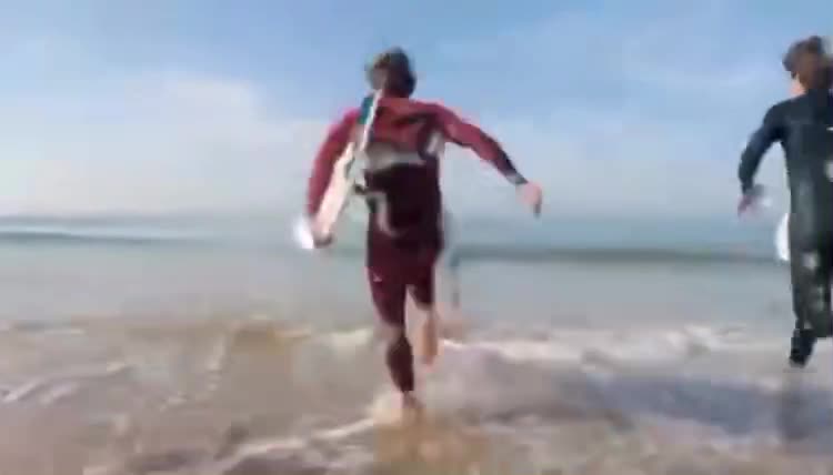 [爱心]iHealth生活方式
爱运动的你不论喜欢哪个项目青春泉都是你的必备 
关注朋友圈活动都能免费体验！