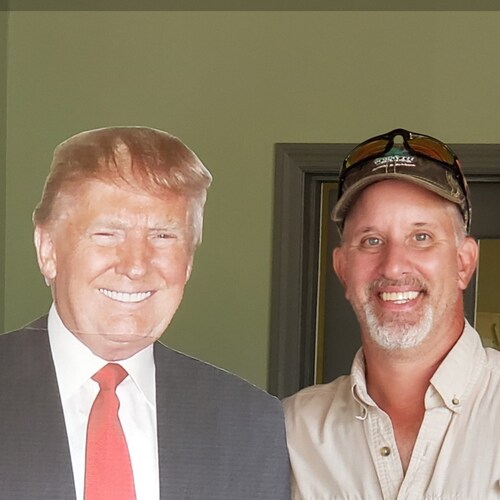 Liberty & Freedom Reign ! I'm the one on the right !