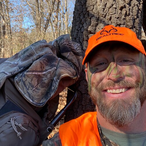 Patriot Thank You Military and 1st responders Non-PC Hunter Music Lover,  MAGA.   🇺🇸 
No Dms