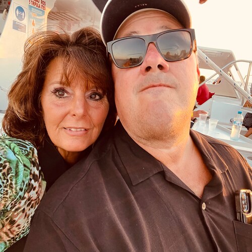 Born again Christian, Wife to the Love of My Life, Parents of 6 wonderful Children Grandmother of 15 beautiful grandkids...