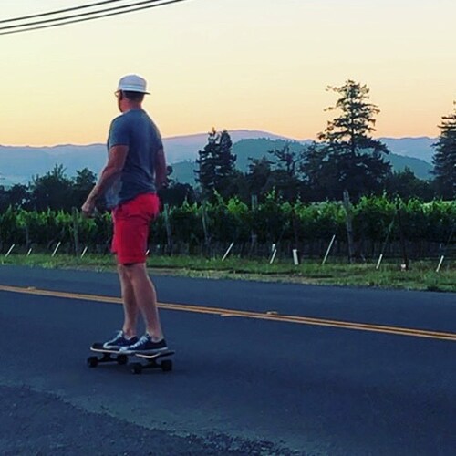 Gym owner 
Burger Slut 
#NORCAL
#Sonomacounty