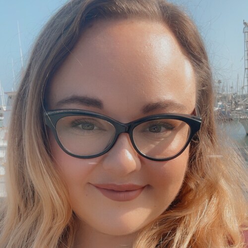 mom. 
lover of all things America 🇺🇸
marine corps spouse.