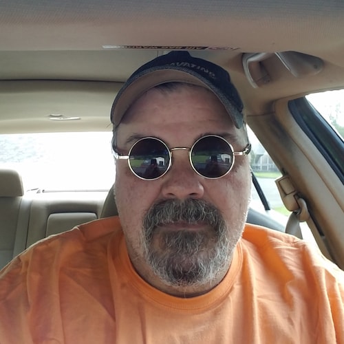 Just a Navy vet and 30+ year tile guy. Conservative to the core. Tennessee fan till I die.