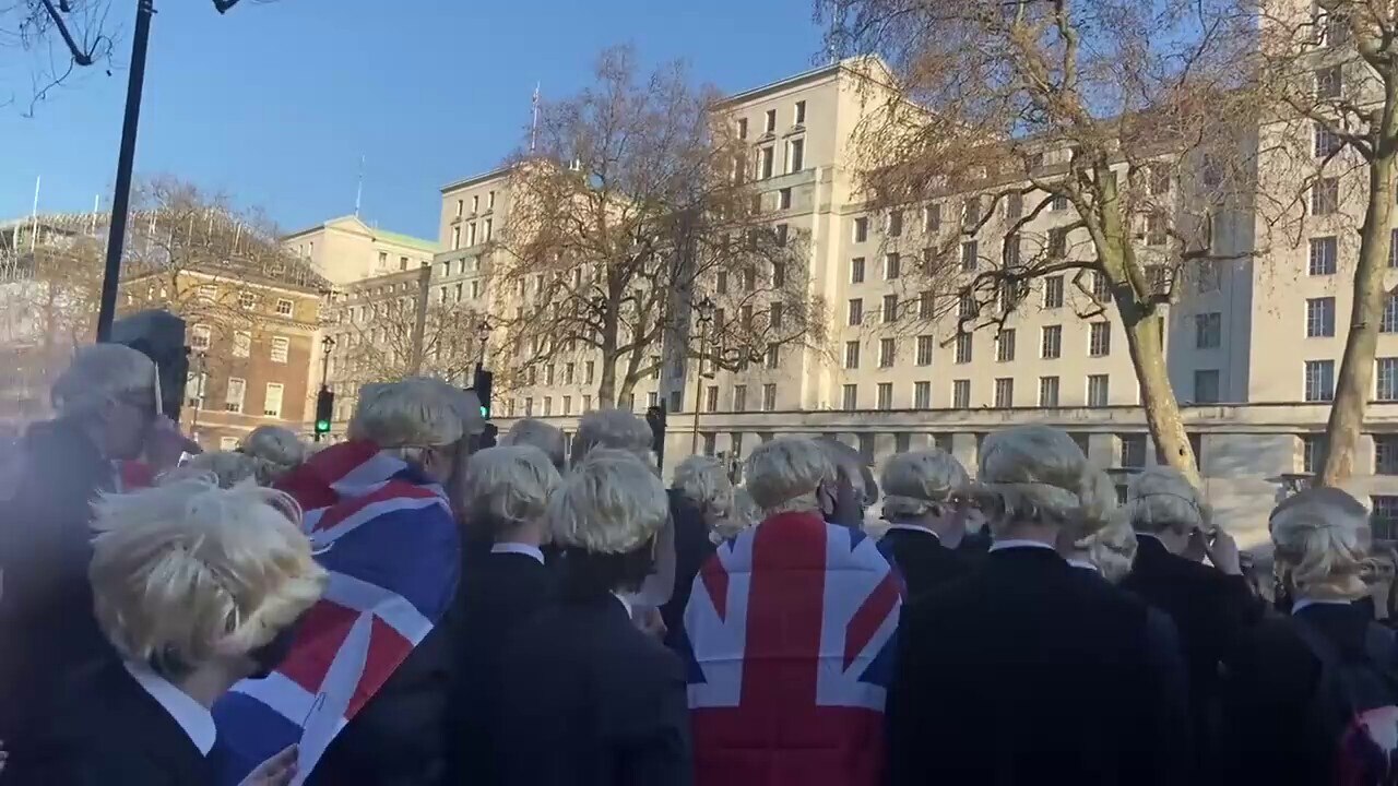 50 Boris Johnson's currently partying at downing Street 😂