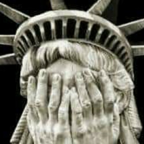 Christ believing conservative republican that KNOWS GOD WINS. And knows WHOM our President IS.