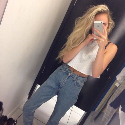 Republican. I voted for Trump last time and I'll do it again.