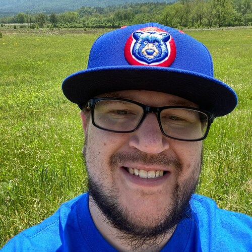 Short, quirky 31 year old that loves Jesus, my family, travel, Chicago Bears, Cubs, and IU athletics