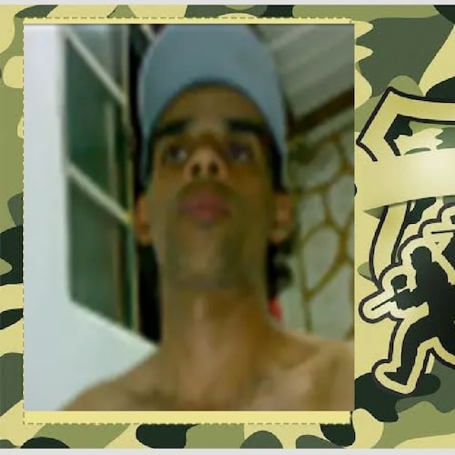 Cristão, patriota, armamentista, anticomunista.DEUS ACIMA DE TUDO.