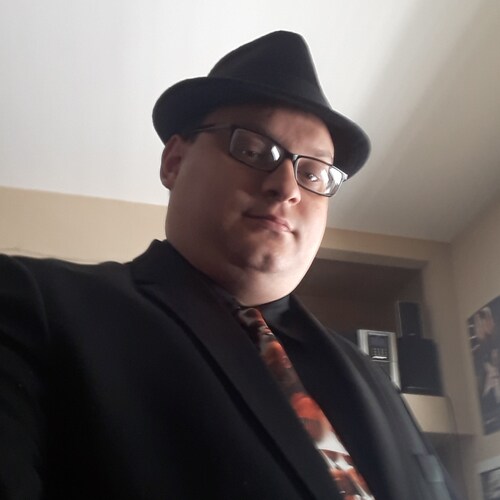 A Chicago boy fed up with the liberal way and abandoned that sinking ship for freedom!! Indiana is so much better!!!