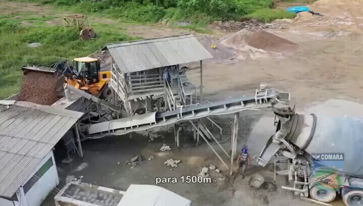 AMAZONAS: Imagens que trazem boas notícias! Em breve, entrega do aeródromo de Estirão do Equador que irá contar com uma ampliação de 300 metros da pista e com a pavimentação em concreto.

Graças à parceria e o esforço entre Ministério da Infraestrutura e o Comando da Aeronáutica (COMAER) que retomaram uma obra que estava paralisada e que agora, estão superando o desafio logístico de levar progresso ao um ponto extremo de nossa fronteira. 

Mais um passo importante para tirar a população do isolamento e integrar o território nacional.