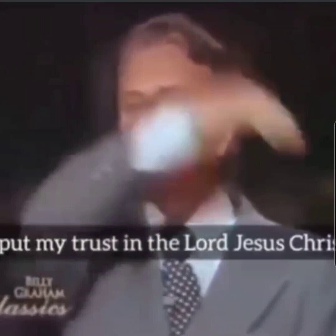 Amen Billy Graham 🙏 🕊✝️ Put your trust in God!