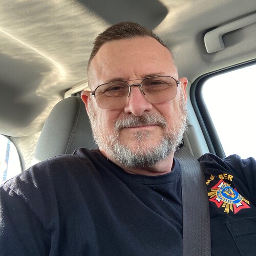 Retired USAF Combat Vet. VFW Commander, Patriot and Curmudgeon.