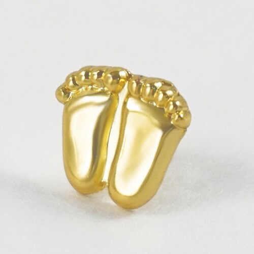 Prolife Catholic American husband and dad.  Let’s go Brandon.  Same name on TruthSocial