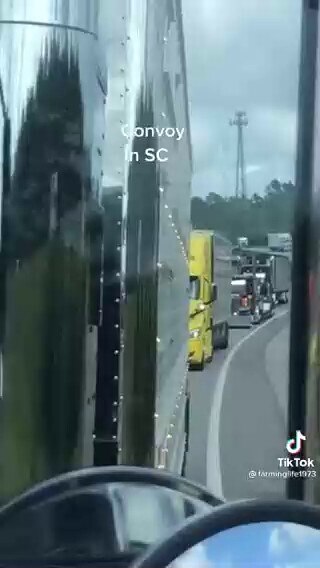 South Carolina truckers are on route to support Freedom Convoy 2022. Both sides of the border are uniting to stop the attacks on our liberty. 🇨🇦❤️🇺🇸 

