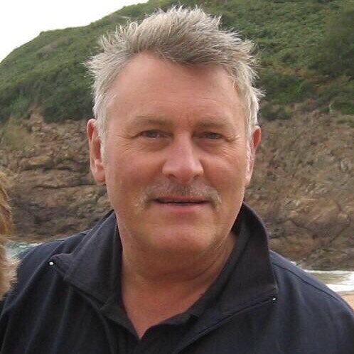 🇬🇧British 🏴󠁧󠁢󠁥󠁮󠁧󠁿 English  
Centre Rt Conservative. 💙Classic Cars 💙Flying 💙Cats 💙Politics
💙Europe NOT EU
◾...