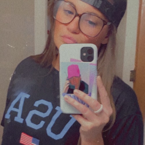 Here from Tiktok! Tired of being censored. 🇺🇸🤘🏼❤️