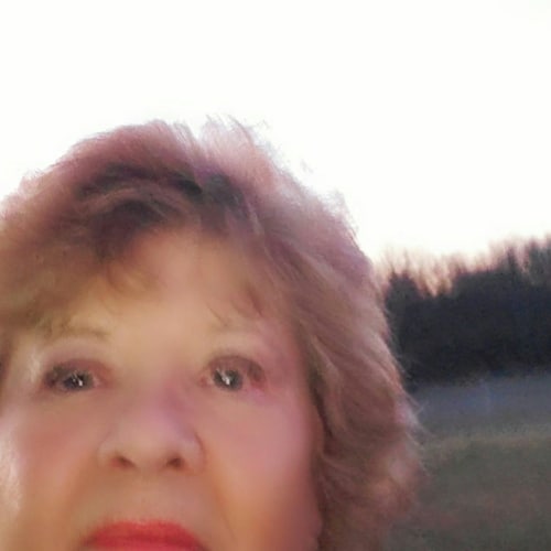 retired, very conservative, believer in old fashioned American values!
English only.   No stalkers or scammers!