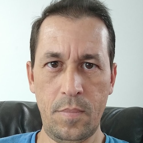 Deus é a base da minha vida e família.