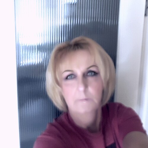 married conservative American living in Canada because I'm married to Canadian the true Trump supporters