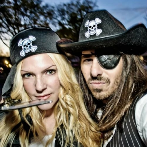 🇨🇦Canadian who loves America! Believe's in Free speech for all!🇺🇸 Real picture of the wife and I!!