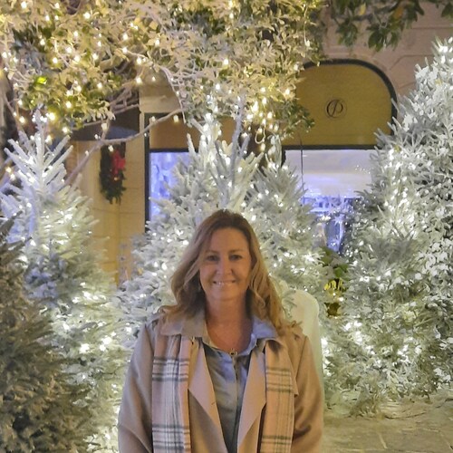 conservative, used to be a sports fan until it all went political,  ❤ to travel, F1 and Golf fan