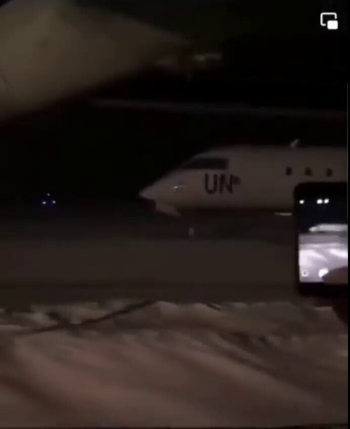 Videos being posted of UN peace keeping planes  landing in Canada.