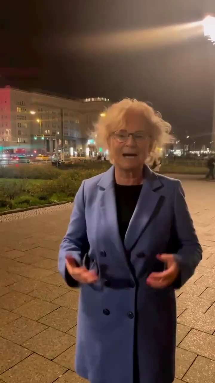 „Klare“ Ansage

Satirischer Beitrag der Bundesministerin der Verteidigung Christine Lambrecht