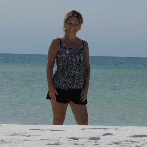 Lover of God, family and our country....Trump Won! Patriot/conservative, gun owner, Prolife American citizen! Pro- Freed...