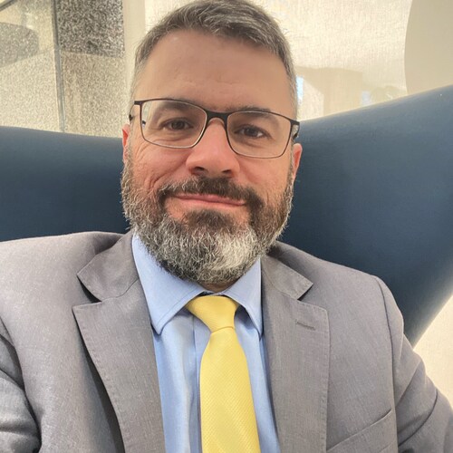 Ensinando processo legislativo, regras eleitorais e sobre articulação política de pautas de direita como instrumentos na...