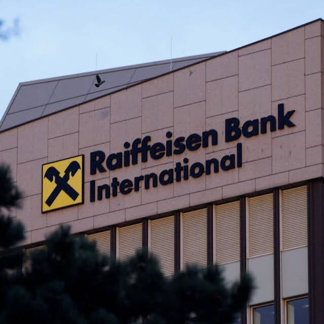 Raiffeisen Says No: Bank Defies ECB Order To Leave Russia 

The European Central Bank (ECB) has orde...