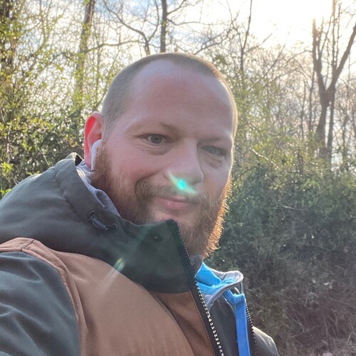 Far right cult leader,veteran,History buff and Host of Ghe NJFreedomreport  on Rumble and Bitchute!