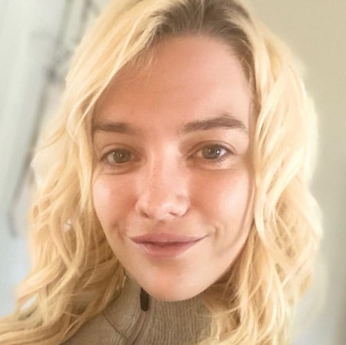 🌹 🌹I’m LOVE ,down to earth and love making new friends. Trump won ✅