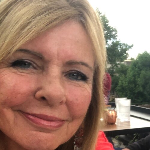 I’m a postpartum newborn babynurse, night shifts🤰teaching new parents and their babies, how to sleep!  All about new ba...