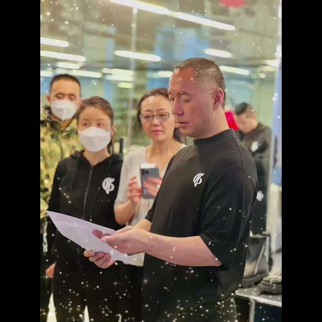 《望月思歸待七哥，十一國殤滅中共》
2023.09.30 新中國聯邦🌕中秋大直播

為全球戰友們獻唱🌹
⎯⎯青衣青青戰友🎤