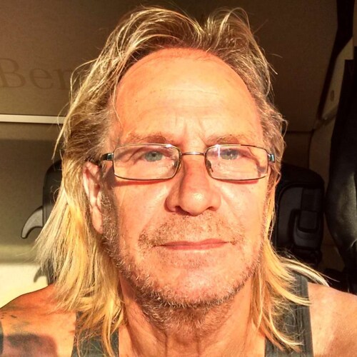 Geboren 1958
Patriot
Berufskraftfahrer
Computer Forensik
Geschädigt durch den DS
Wir holen uns unser Land zurück
G...