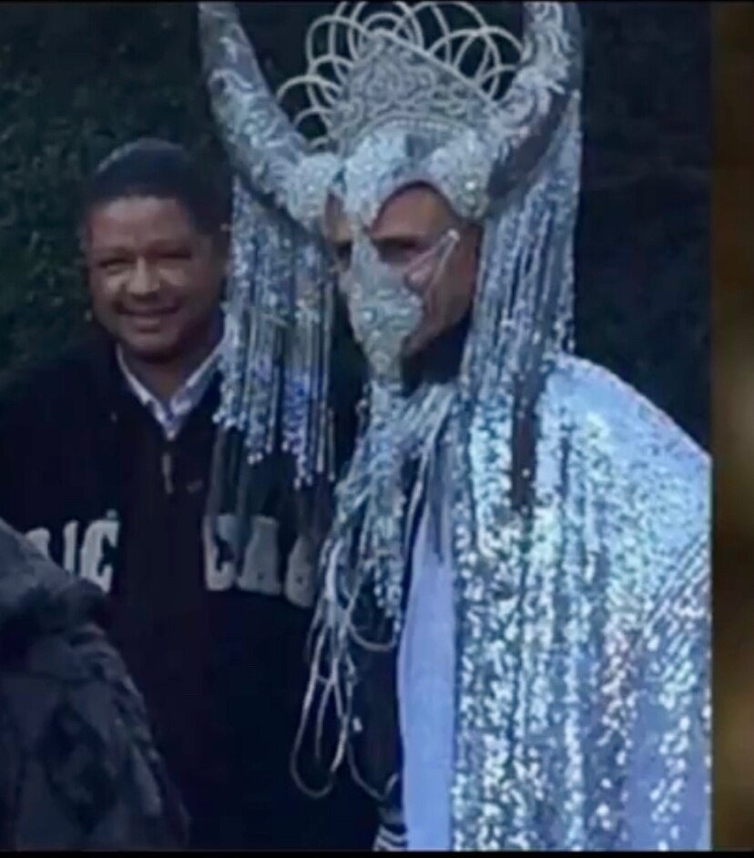 Guess which ex-USA-president ..!?! 😈🤮