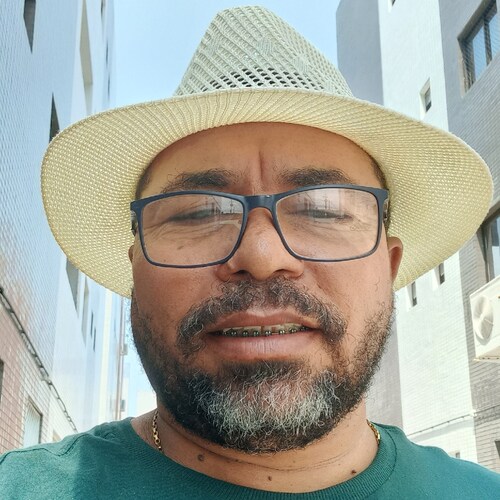 Visit alexsandroanacletodeoliveira's profile on GETTR. View their posts, photos, videos, and connect with them on the social platform.