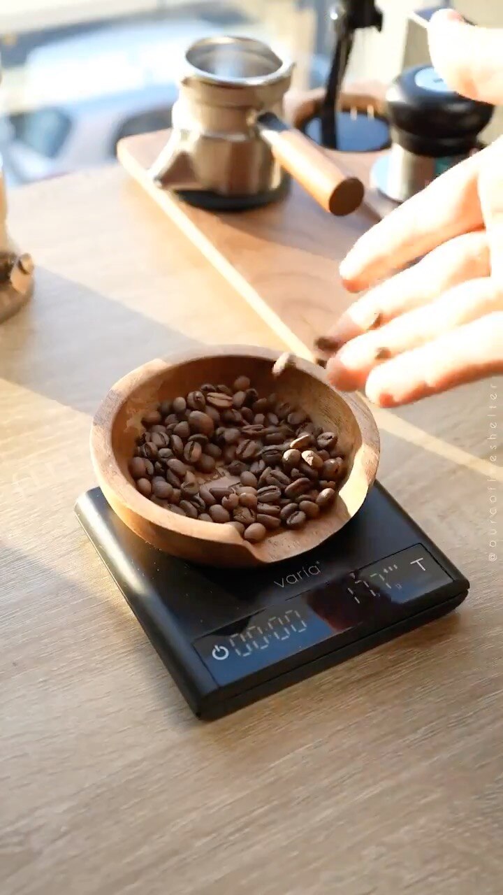 Expresso time   📹 ourcoffeeshelter