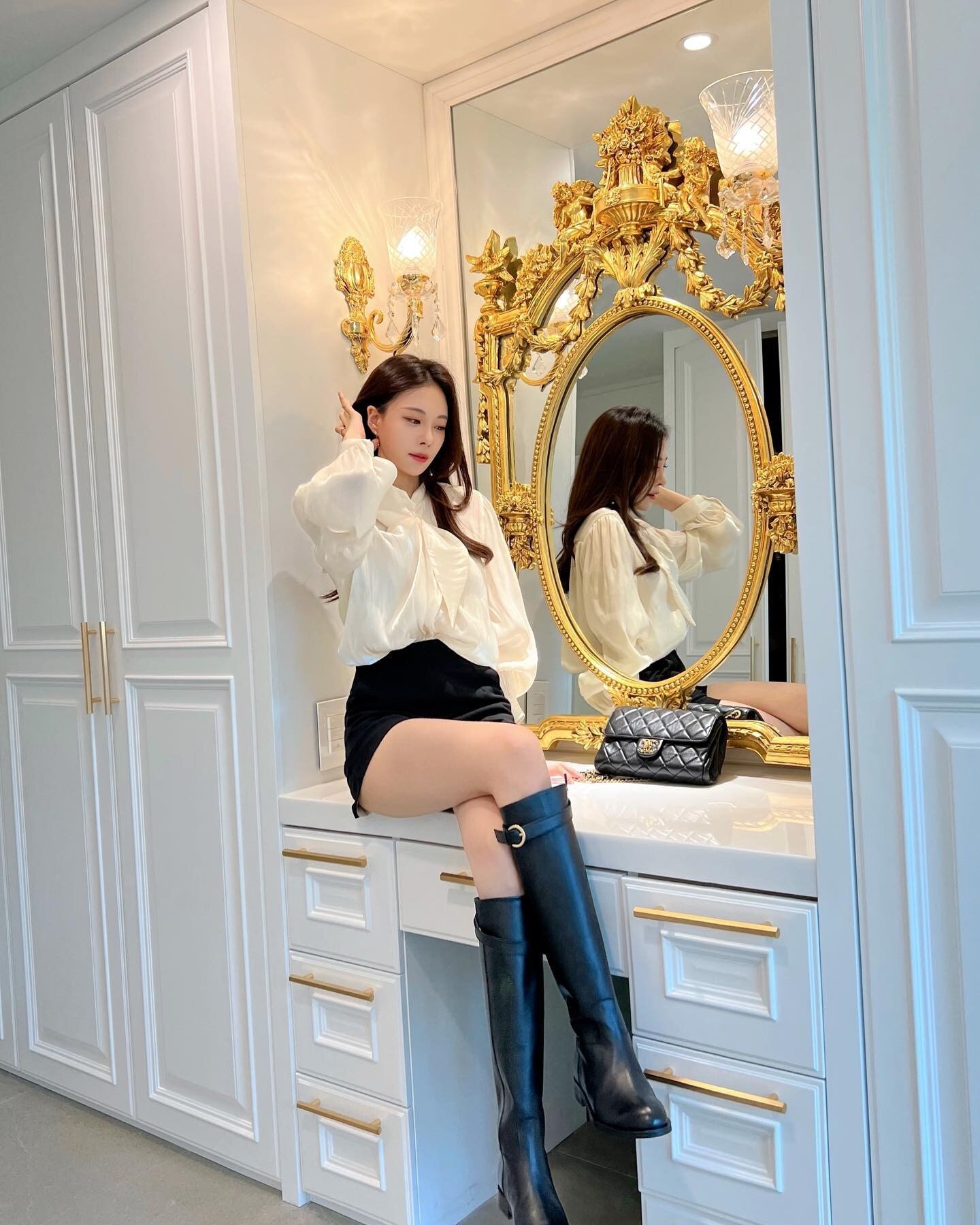 I am strong. I am kind. I am smart. I am important. I am fearless. I am amazing.