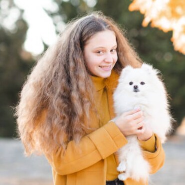 Hei, olen Helsingistä ja nimeni on Kiira Samuli. Olen virustorjunta kontaktien suomalainen yhteyspiste. Antivirus-asiaka...