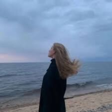 Currently living in Napa Valley, California. It is very beautiful. Regarding the dispute between Trump and Biden, I choo...