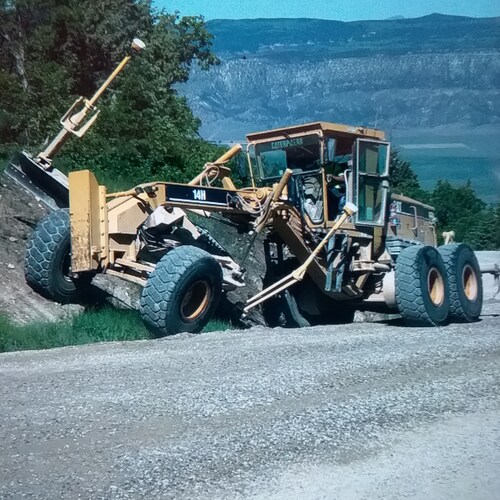 Hard working american road builder working tax exempt until I feel its not taxation without representation! Fuck Ukraine!