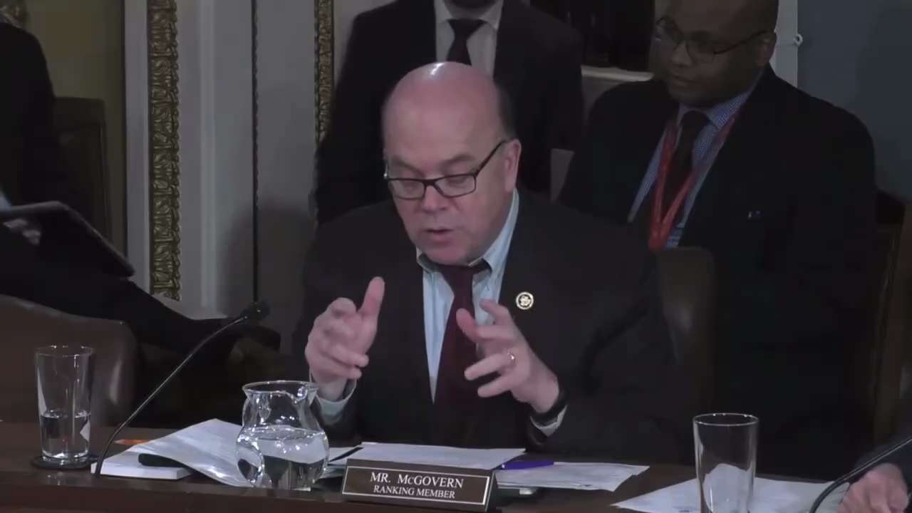 Wow this is coming from the same guy who is well known to lay his suit jacket on the actual bathroom...