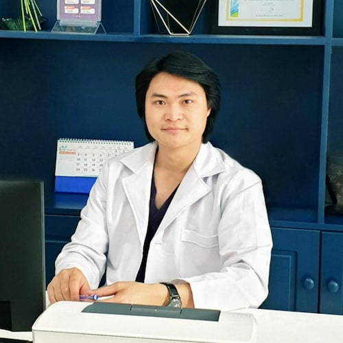 Working at AlisaDental