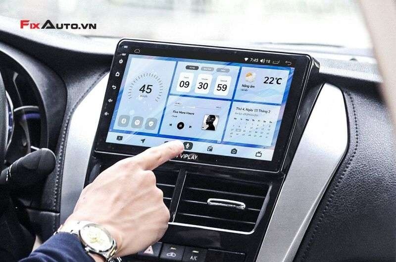 Màn hình ô tô thông minh đang trở thành một trong những tính năng quan trọng và phổ biến trên các lo...