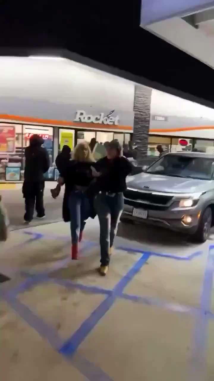 This video was posted on a Texas channel stating illegals have started looting malls in the US. We h...